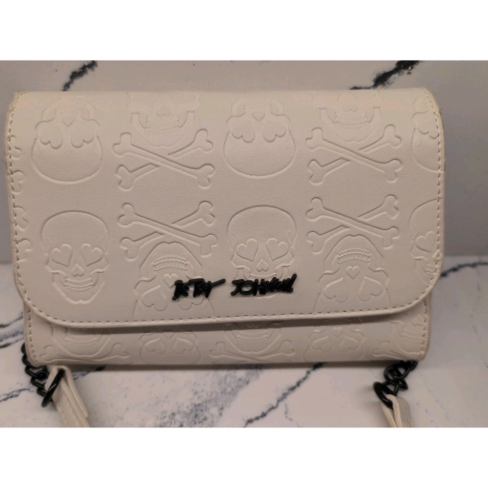 BETSEY JOHNSON Bone Color Faux Leather Crossbody With Embossed Skull‎ Accents